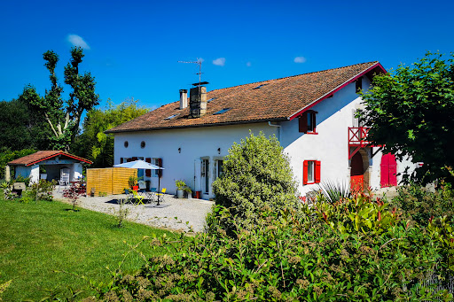 Photo de Les Chrysalides - Location chambres individuelles à Hinx (40180)