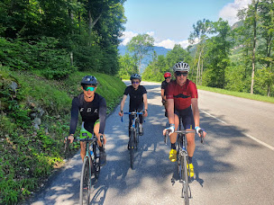 Photo n°17 de Ze Hero - Activités encadrées, Séjours organisés et Location de matériel Outdoor à Albertville (Agence de tourisme sportif)