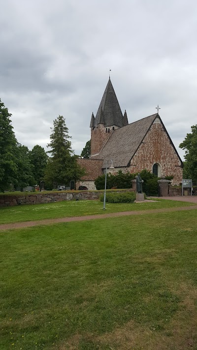 photo of St. Mikaels kyrka