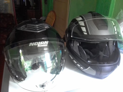 Cuci Helm DOA IBU, Author: Ilham Sugiyono