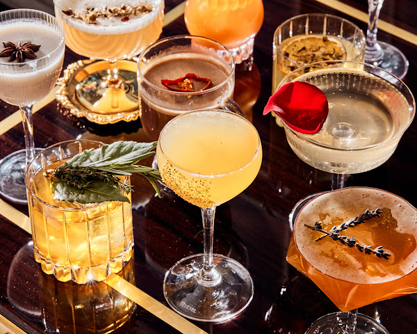 Four Seasons Hotel One Dalton Street, Boston by null