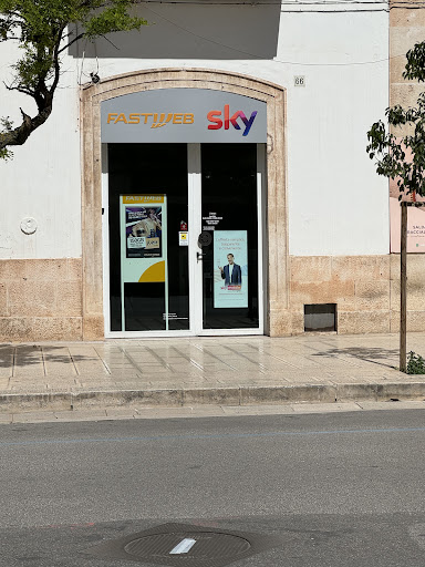FASTWEB SKY Store Putignano - Visual