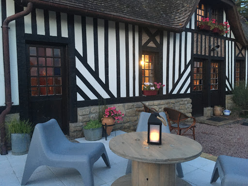 Photo de Maison Cour Le Lièvre à Cambremer (14340)
