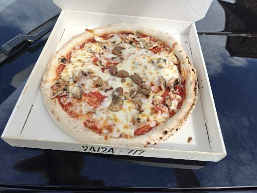 Photo 6 - DE STORIG KASCHTE - DISTRIBUTEUR DE PIZZAS