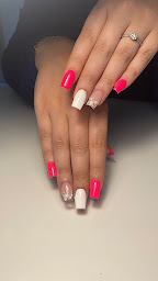 Photo n°5 de MG Nails à Arc-lès-Gray (Salon de manucure)