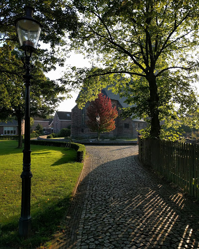 NH kerk met toren - Thumbnail