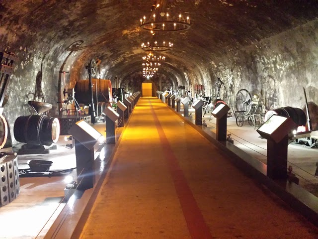 Les Caves du Champagne G.H. Mumm