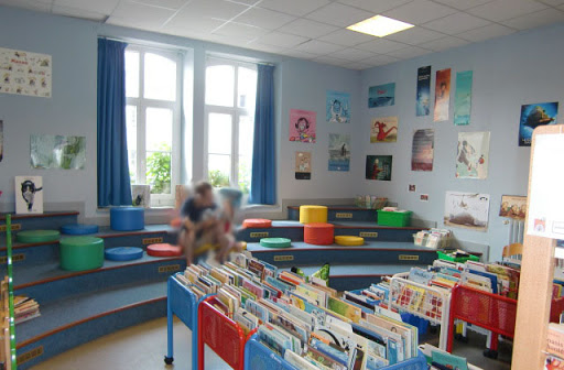 Library Le Liseron