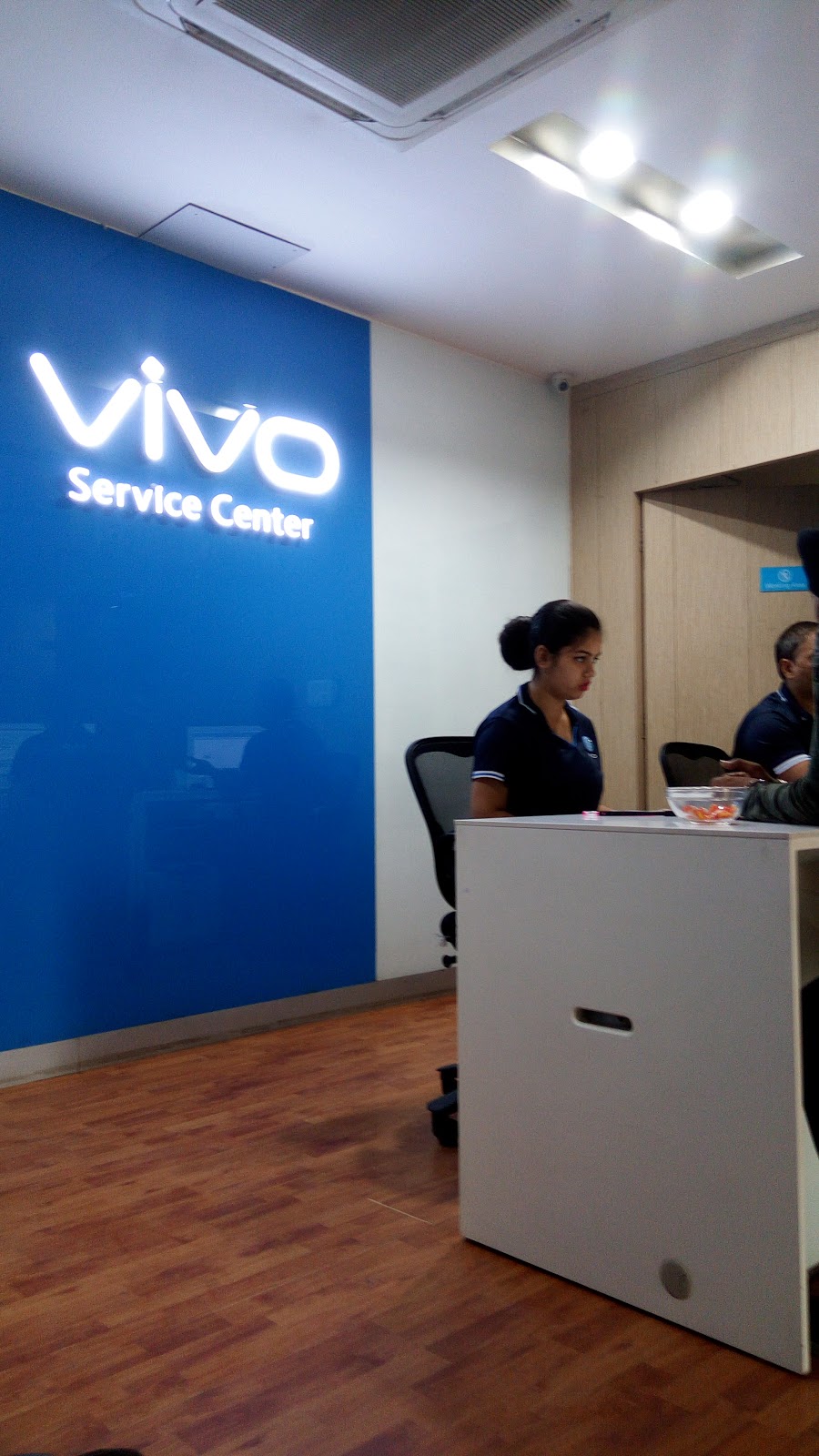 iQOO service center