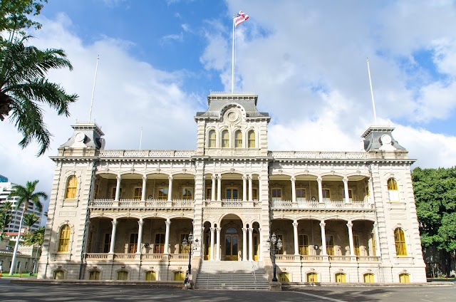 Iolani Palace