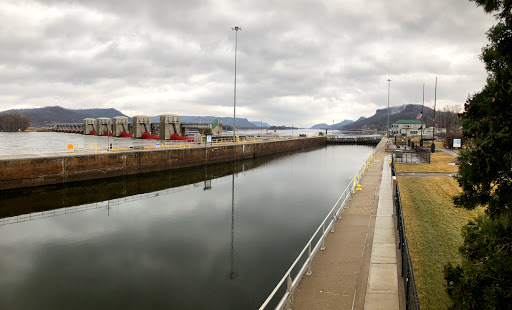 US Lock and Dam No. 6 - Thumbnail