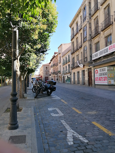 Parking motos en batería