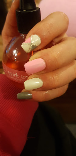 E C Beauty - Thumbnail