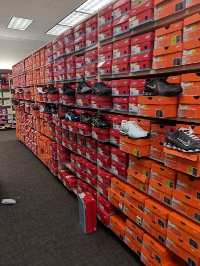 Shoe Dept.