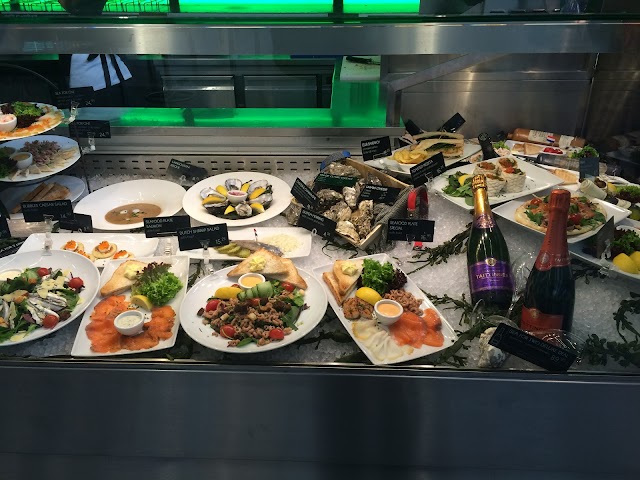 Bubbles Seafood & Wine Bar