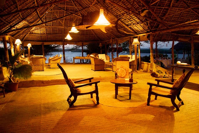 Mike's Camp Kiwayu Island