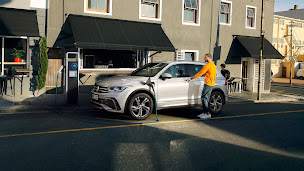 Photo n°39 de Volkswagen | Saint-Denis - NEUBAUER à Saint-Denis (Concessionnaire de remorques utilitaires)