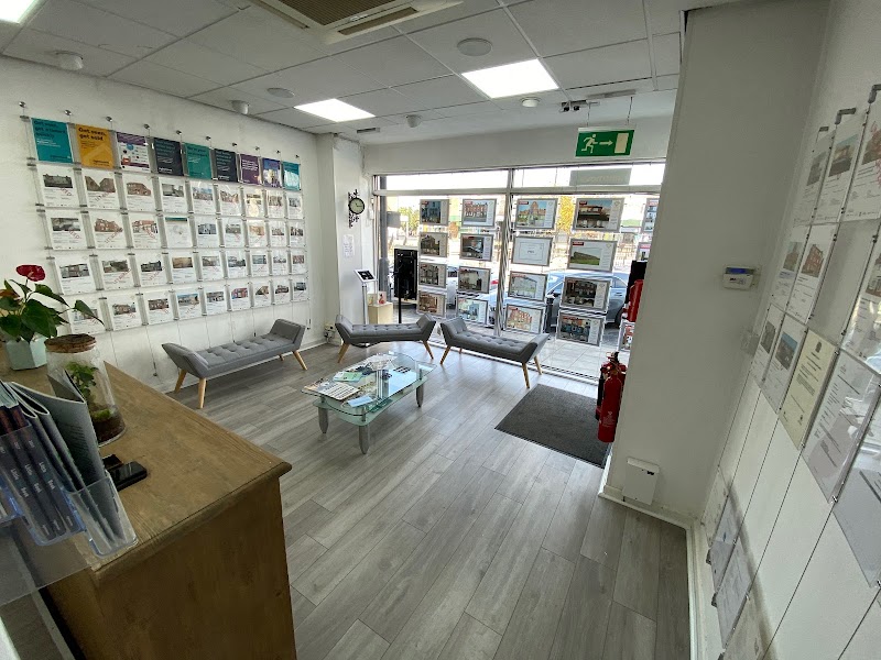 PH Estate Agents photo 3