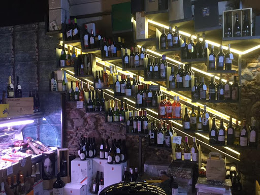 Ostrya Celler Del Ferrer