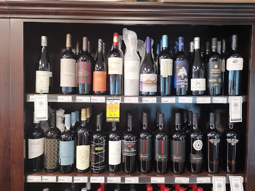Beacon Landing Liquor & More - Thumbnail
