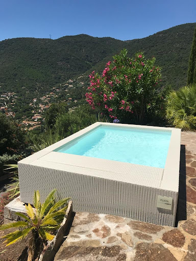 Photo de SAS JOURDAN AND CO. - Côté Piscine & Spa 83 - Hyères à Hyères (83400)