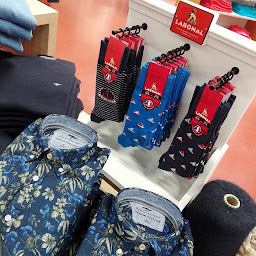 Photo n°4 de Duger à Linselles (Magasin de vêtements pour femmes)