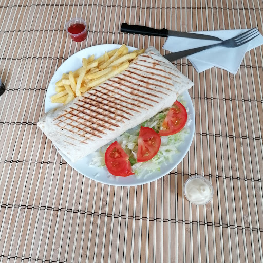 Photo 5 - Ben food