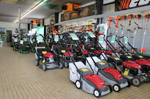 Photo n°31 de Collard et Fils Épernay à Magenta (Atelier de réparation de remorques)