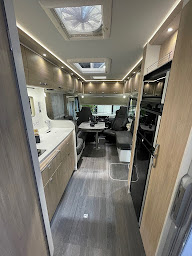 Photo n°26 de CAMPING-CARS JACQUELINE RENNES PAR GUEUDET 1880 à Pacé (Magasin d'articles pour véhicules de loisirs)