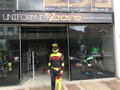Photos of Uniformes Enduro