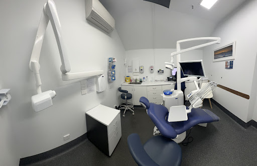 Surfers Dental Centre - Thumbnail