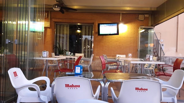 Hostal - Bar Fragata