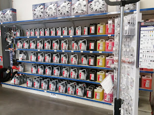 Photo n°8 de Autodistribution à Auray (Magasin d'accessoires pour poids lourds)