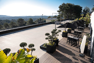 Photo n°3 de Le Cube Business - Location de bureaux et service de domiciliation commerciale à Grasse (Séminaire)