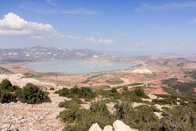 Yarışlı Lake