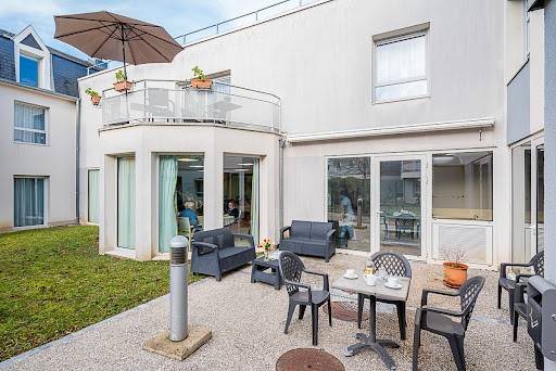 Photo de Résidence Le Petit Castel - EHPAD à Chambray-lès-Tours (37170)