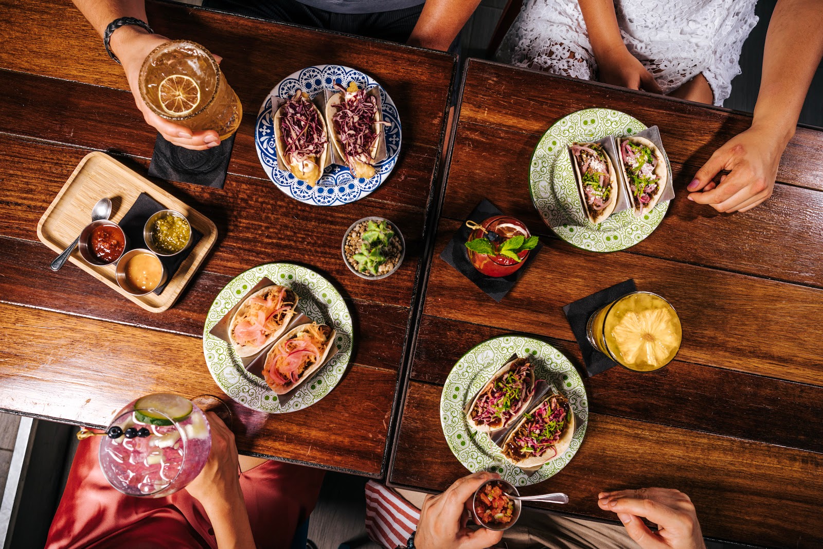 Lola Taqueria — photo 4