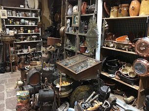 Photo n°6 de Witt Claude Poteries Cadeaux Brocante à Riquewihr (Magasin d'antiquités)