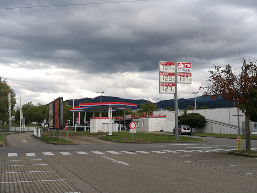 Real Markt Tankstelle Freiburg - Thumbnail