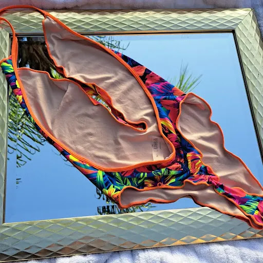 Luna's Swimwear & Boutique Miami - Thumbnail