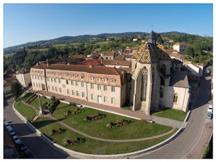 Photo n°15 de Le Relais de la Place (gîte) à Ambierle (Gîte)