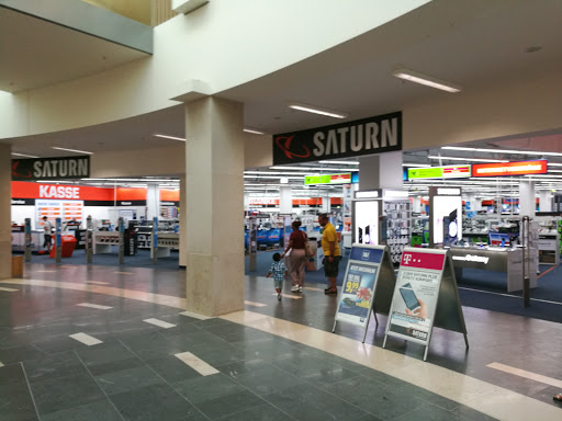 SATURN Wiesbaden Lilien