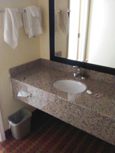 Photos of Econo Lodge Near Motor Speedway
