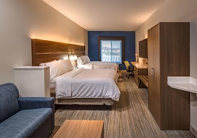 Holiday Inn Express & Suites Reno Airport