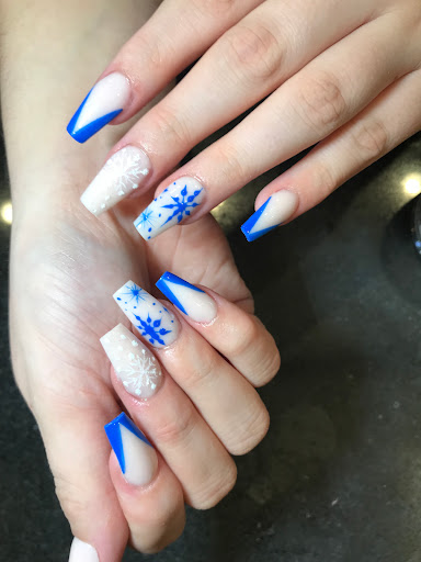 Anne's Nails - Visual