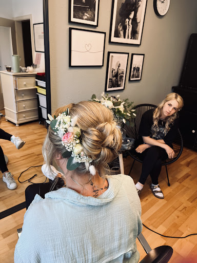 schön.wild FRISEUR - Thumbnail