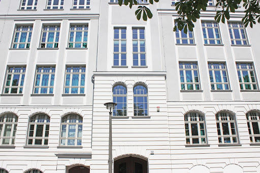 Röntgen-Schule - Visual