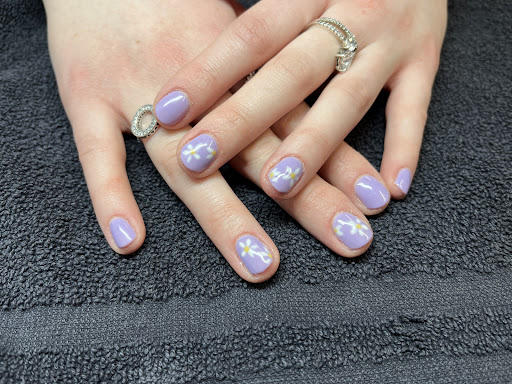 Happy Roots Salon - Thumbnail