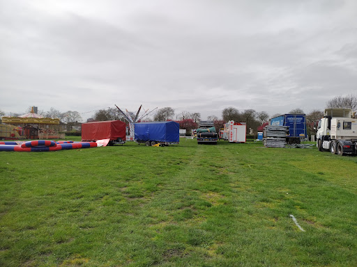 Melbourne Field - Visual