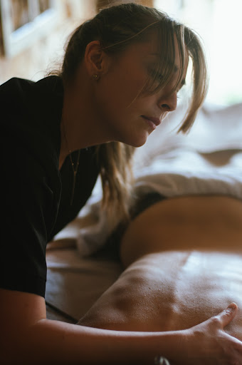 L’ Aura la clef Massages et Soins